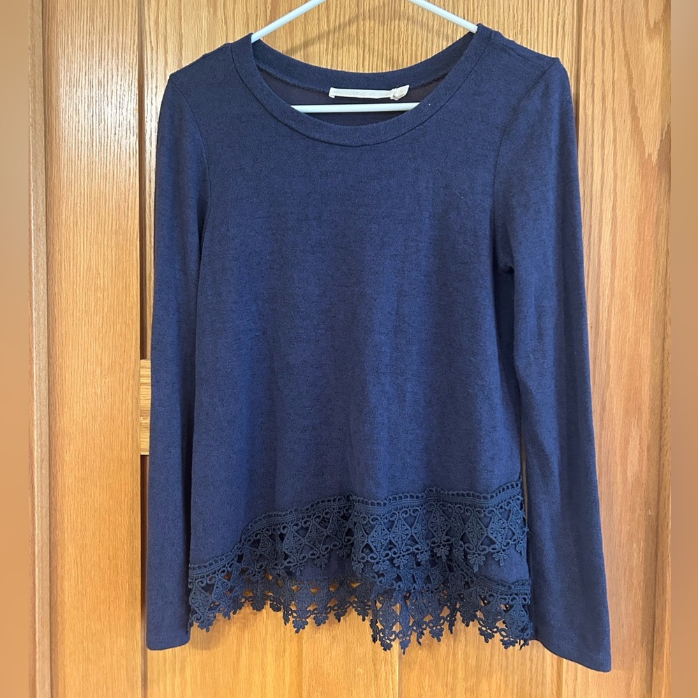 Mosaic and Co Blue Lace Sweater S